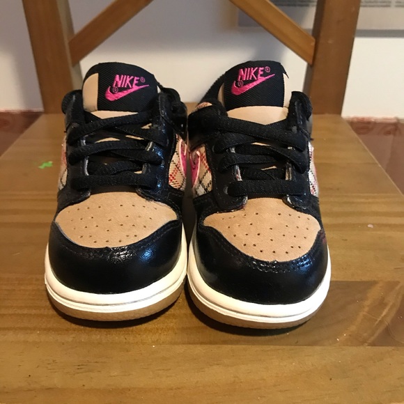 Nike Dunk Low Infant Size 5C Burberry Plaid - Picture 5 of 9